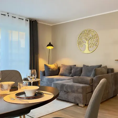Апартаменты Haven Wlan Parkplatz Terrasse Balkon Лаупхайм